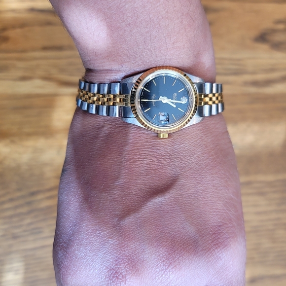 Lucien Piccard Dufonte Stainless Steel Two Tone Black Dial Diamond Date Watch - Picture 3 of 7